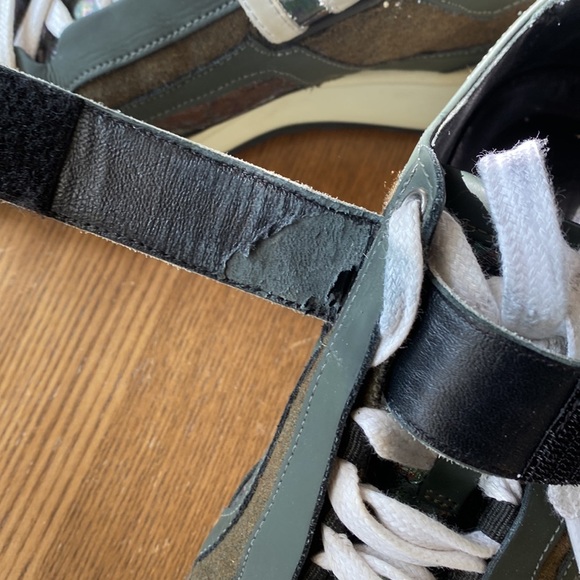 39/8-8.5 Pierre Hardy Python low top sneaker - Picture 8 of 11